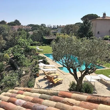 Sainte-maxime Sleeps 8 Pool Wifi *