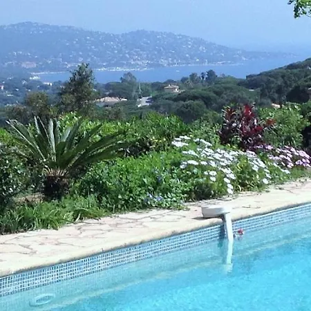 Sainte-maxime Sleeps 8 Pool Wifi *