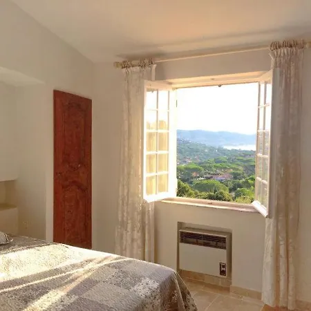 Sainte-maxime Sleeps 8 Pool Wifi Nyaraló *