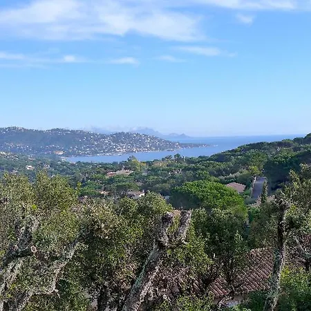 Sainte-maxime Sleeps 8 Pool Wifi *